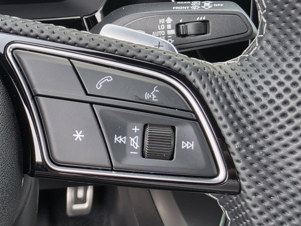 Acheter Audi A3 A3 Sportback 40 TFSIe 204 S tronic 6 S Line 5p neuf dans les concessions du Groupe Faurie