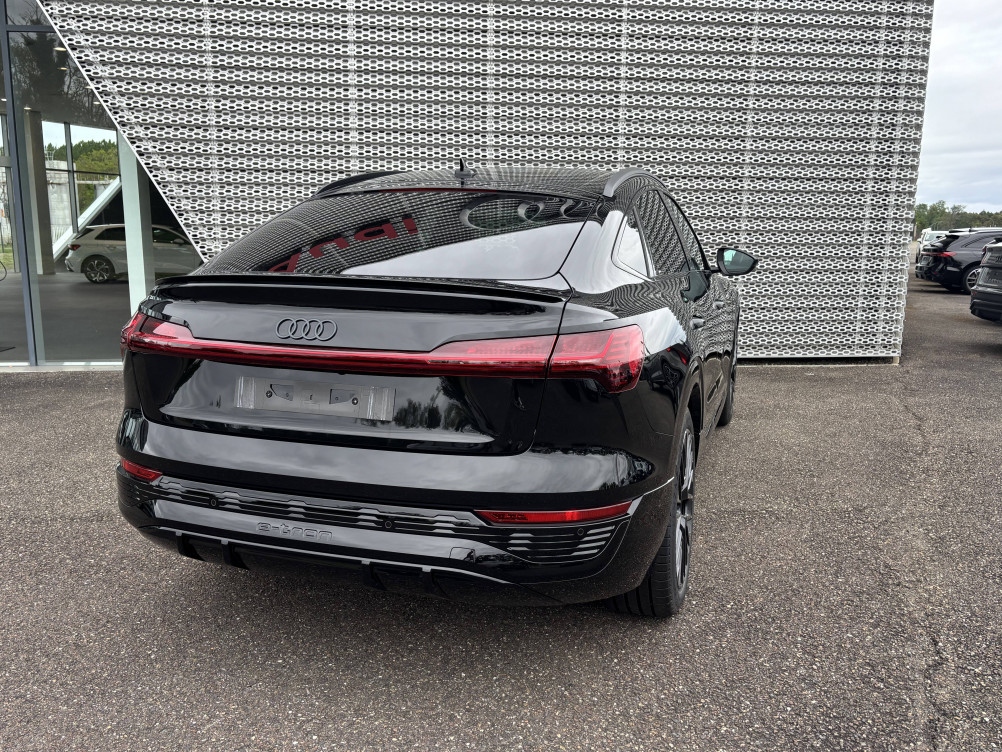 Acheter Audi Q8 e-tron Q8 e-tron Sportback 55 408 ch 114 kWh Quattro S line 5p neuf dans les concessions du Groupe Faurie