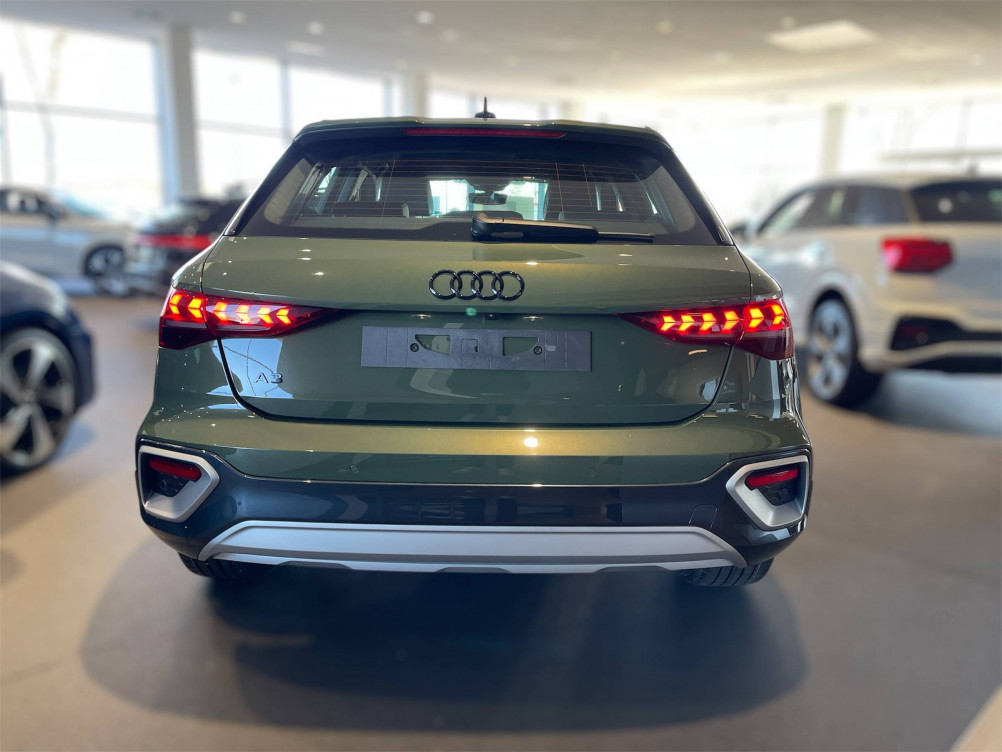 Acheter Audi A3 A3 Allstreet 35 TFSI Mild Hybrid 150 S tronic 7 Avus 5p neuf dans les concessions du Groupe Faurie
