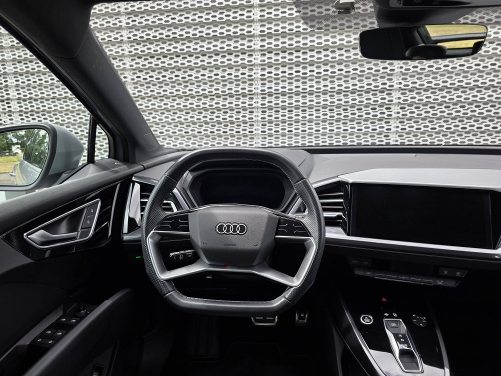 Acheter Audi Q4 Q4 e-tron Sportback 50 quattro 299 ch 82 kW S line 5p occasion dans les concessions du Groupe Faurie