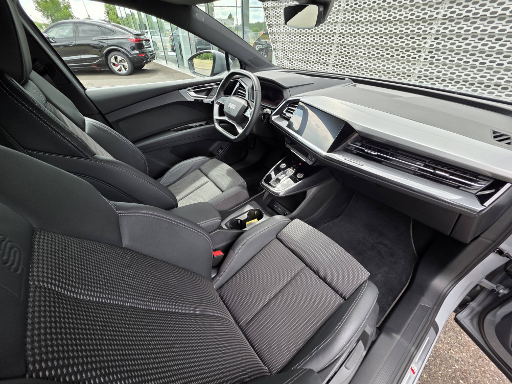 Acheter Audi Q4 Q4 e-tron Sportback 50 quattro 299 ch 82 kW S line 5p occasion dans les concessions du Groupe Faurie