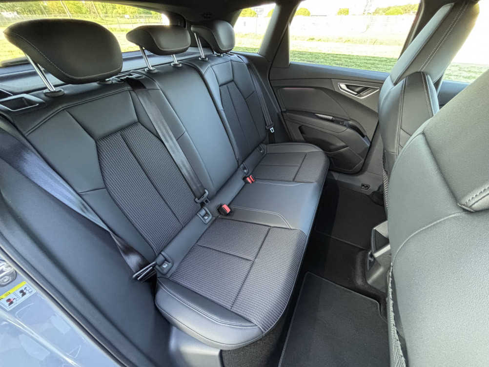 Acheter Audi Q4 Q4 e-tron 45 285 ch 82 kWh  5p neuf dans les concessions du Groupe Faurie