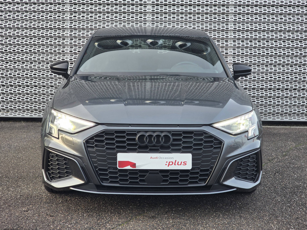 Acheter Audi A3 A3 Sportback 35 TFSI Mild Hybrid 150 S tronic 7 S Line 5p occasion dans les concessions du Groupe Faurie