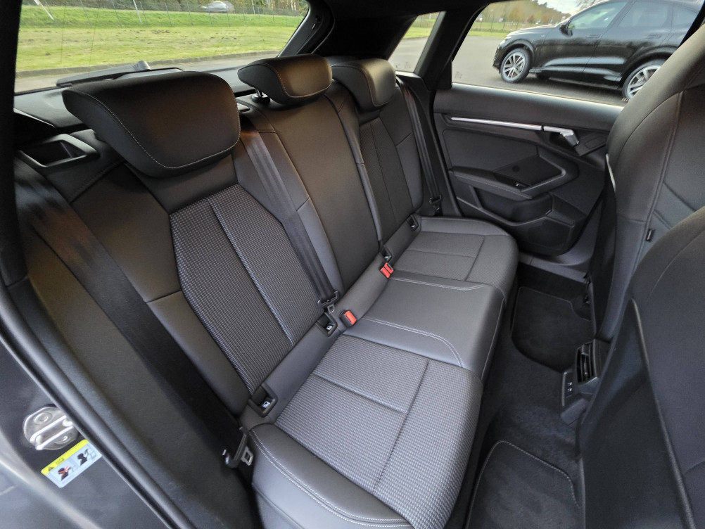 Acheter Audi A3 A3 Sportback 35 TFSI Mild Hybrid 150 S tronic 7 S Line 5p occasion dans les concessions du Groupe Faurie