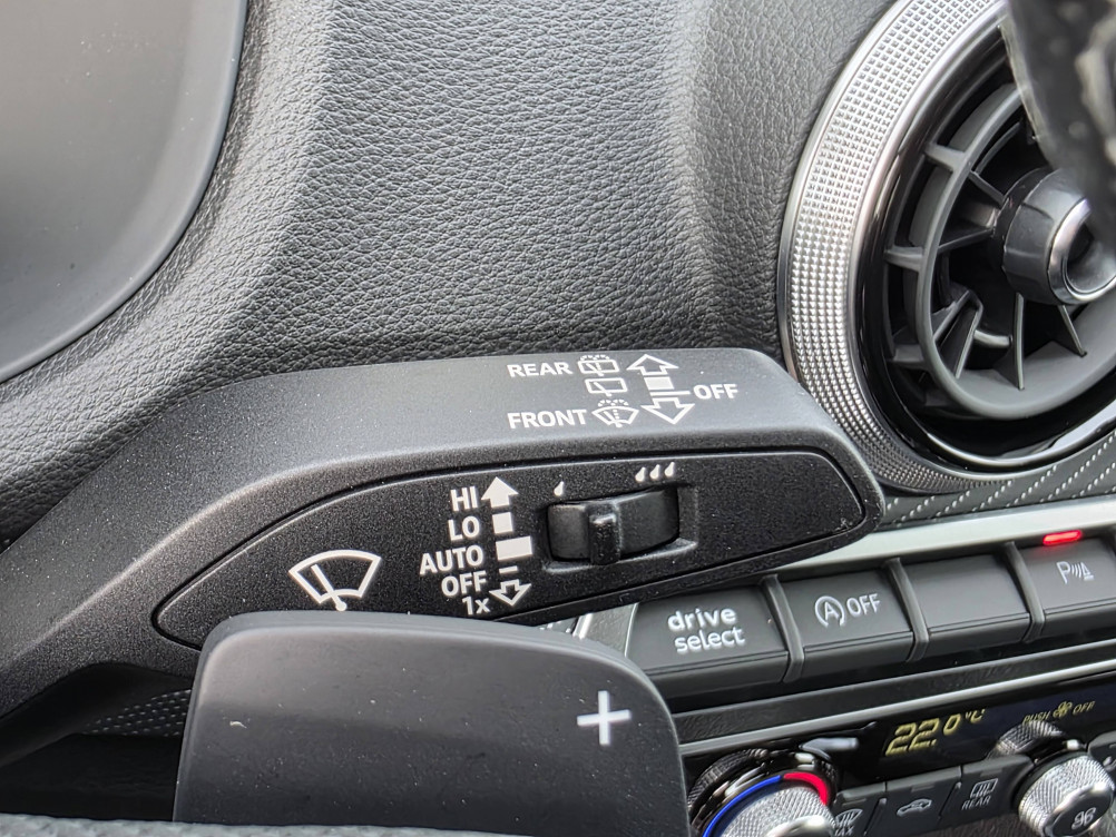 Acheter Audi Q2 Q2 35 TFSI 150 S tronic 7 S line 5p occasion dans les concessions du Groupe Faurie