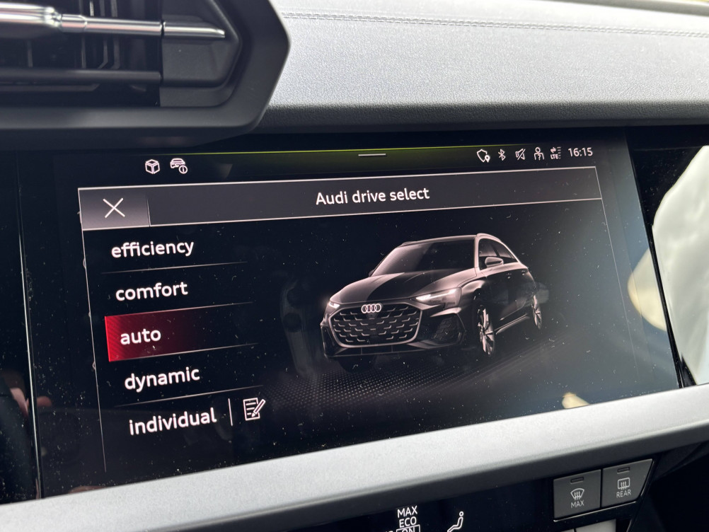 Acheter Audi A3 A3 Allstreet 35 TFSI Mild Hybrid 150 S tronic 7 Avus 5p neuf dans les concessions du Groupe Faurie