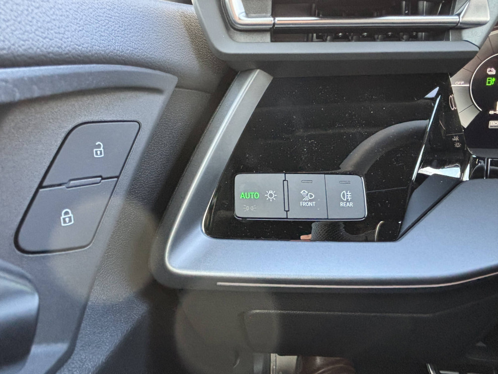 Acheter Audi A3 A3 Sportback TFSI e Hybride rechargeable 204 S tronic 6 S line 5p neuf dans les concessions du Groupe Faurie