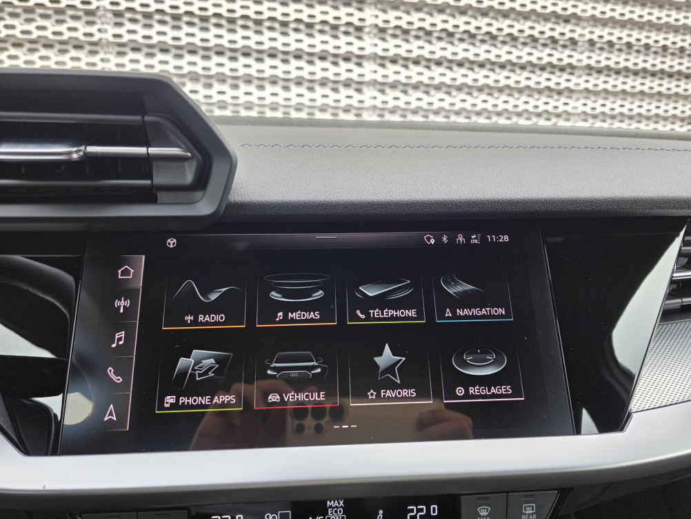 Acheter Audi A3 A3 Sportback 40 TFSIe 204 S tronic 6 S Line 5p neuf dans les concessions du Groupe Faurie