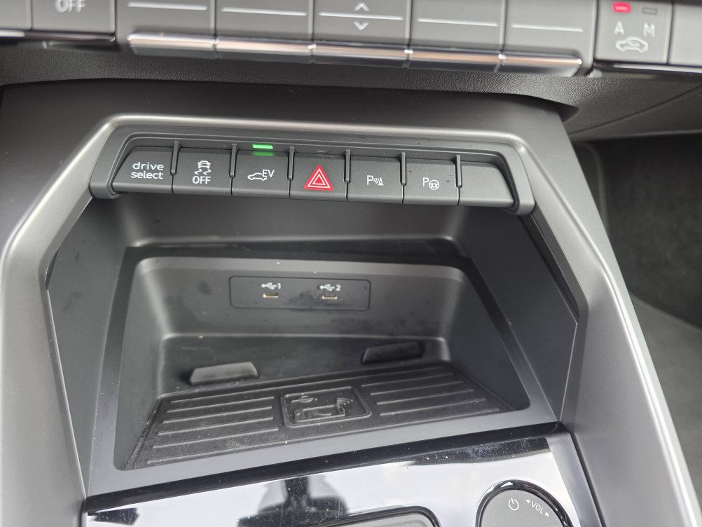 Acheter Audi A3 A3 Sportback 40 TFSIe 204 S tronic 6 S Line 5p neuf dans les concessions du Groupe Faurie