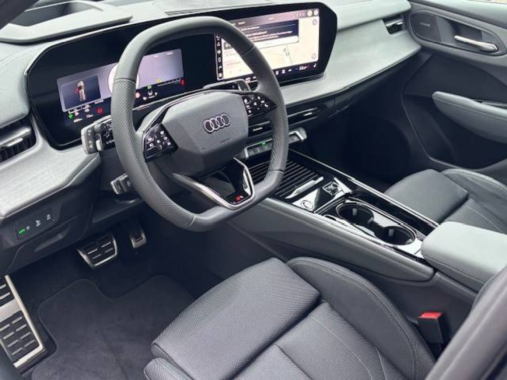 Acheter Audi Q3 Q3 e-hybrid 272 ch S tronic 6 S line 5p neuf dans les concessions du Groupe Faurie