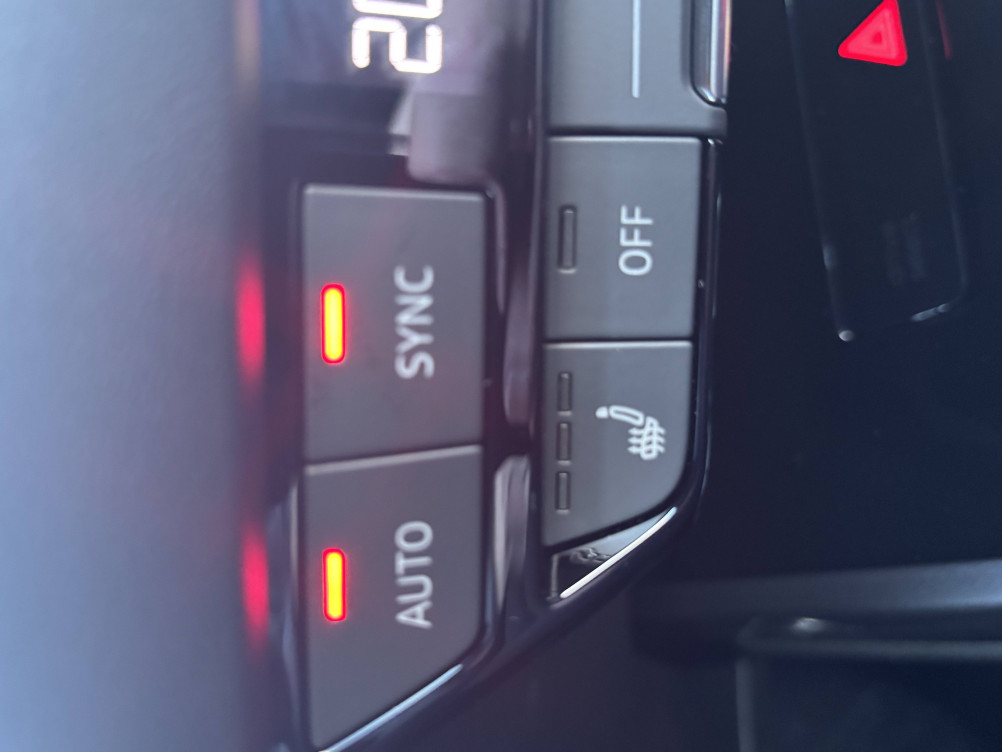 Acheter Audi Q4 Q4 e-tron 45 285 ch 82 kWh S LINE 5p neuf dans les concessions du Groupe Faurie