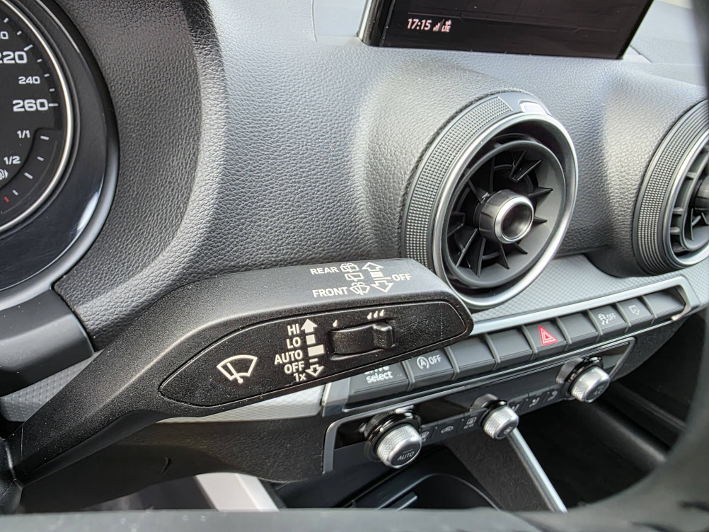 Acheter Audi Q2 Q2 35 TDI 150 S tronic 7 Business line 5p occasion dans les concessions du Groupe Faurie