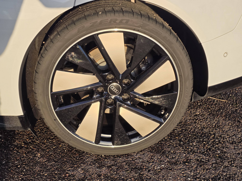 Acheter Audi E-Tron GT e-tron GT 476 ch quattro Extended 4p occasion dans les concessions du Groupe Faurie