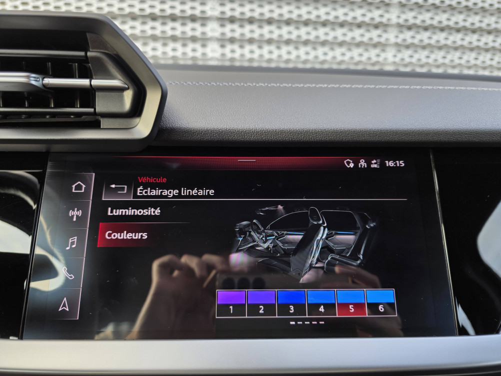 Acheter Audi A3 A3 Sportback 40 TFSIe 204 S tronic 6 S Line 5p occasion dans les concessions du Groupe Faurie