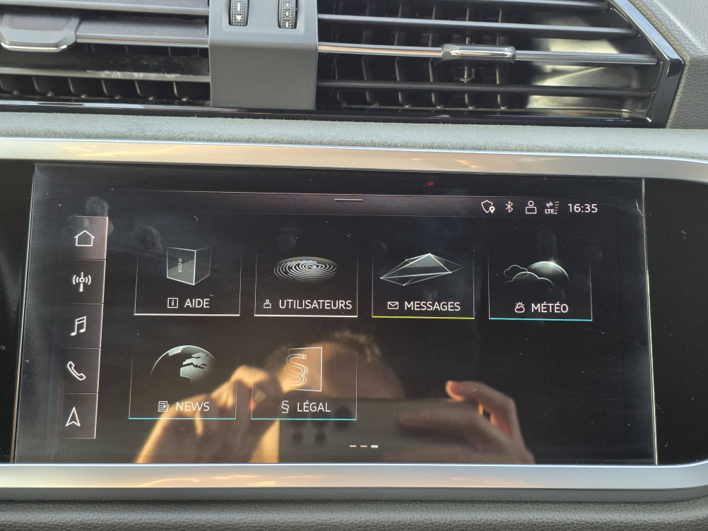 Acheter Audi Q3 Q3 Sportback 35 TDI 150 ch S tronic 7 S Edition 5p occasion dans les concessions du Groupe Faurie