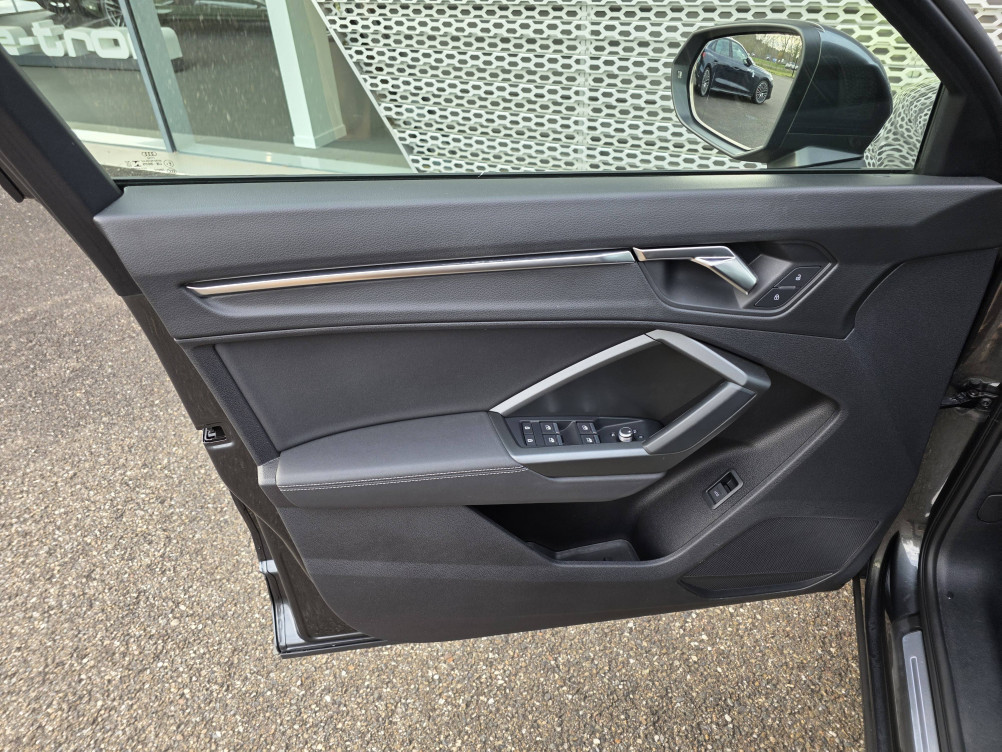 Acheter Audi Q3 Q3 35 TDI 150 ch S tronic 7 S line 5p occasion dans les concessions du Groupe Faurie