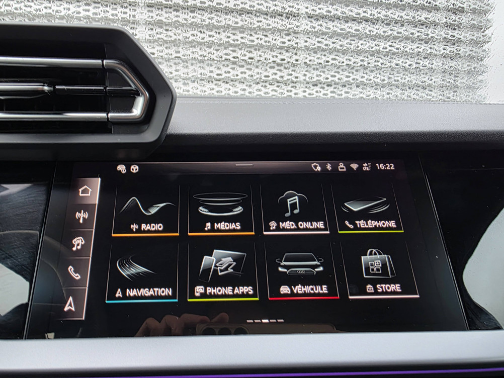 Acheter Audi A3 A3 Sportback TFSI Mild Hybrid 150 S tronic 7 S line 5p occasion dans les concessions du Groupe Faurie