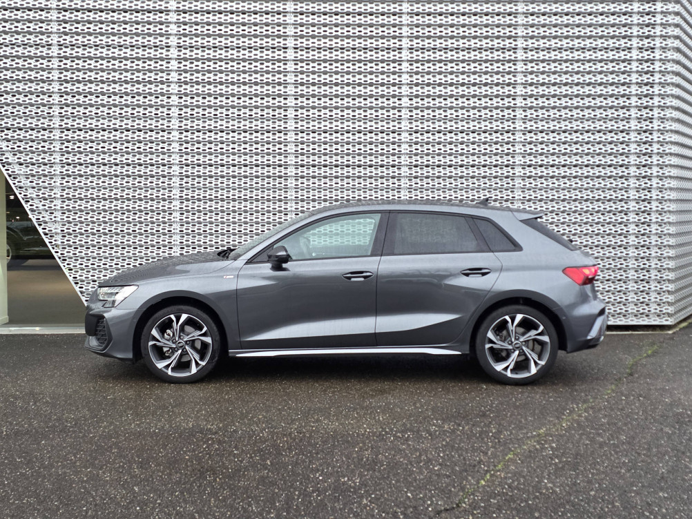 Acheter Audi A3 A3 Sportback TFSI Mild Hybrid 150 S tronic 7 S line 5p occasion dans les concessions du Groupe Faurie