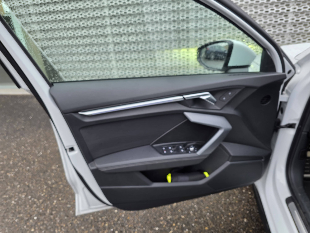 Acheter Audi A3 A3 Sportback TFSI Mild Hybrid 150 S tronic 7 S line 5p occasion dans les concessions du Groupe Faurie