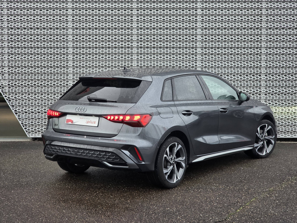 Acheter Audi A3 A3 Sportback TFSI Mild Hybrid 150 S tronic 7 S line 5p occasion dans les concessions du Groupe Faurie