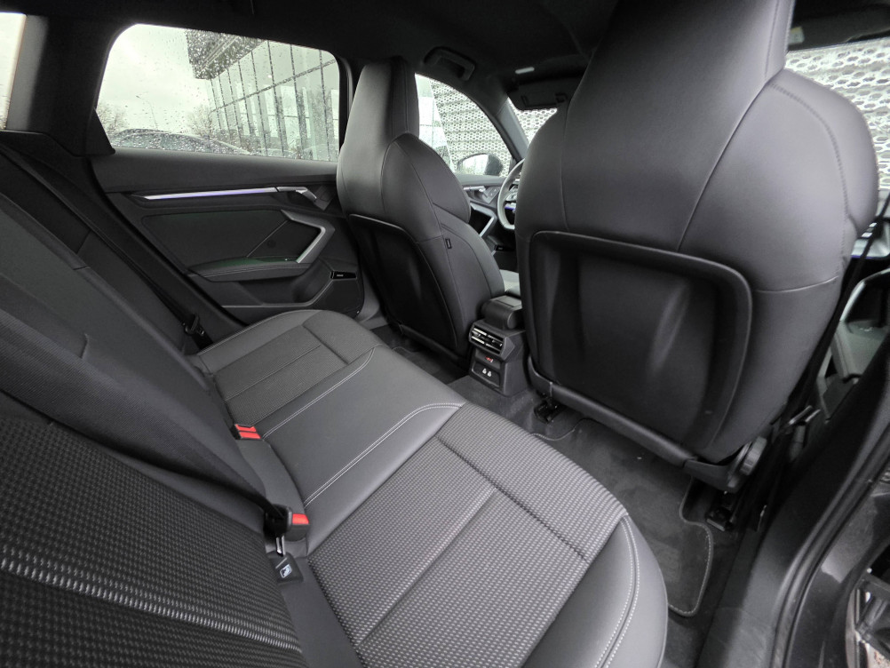 Acheter Audi A3 A3 Sportback TFSI Mild Hybrid 150 S tronic 7 S line 5p occasion dans les concessions du Groupe Faurie