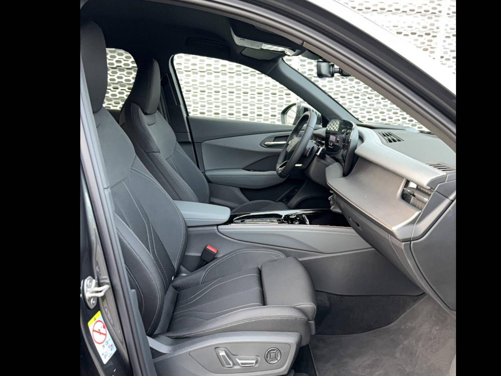 Acheter Audi Q3 Q3 e-hybrid 272 ch S tronic 6 S line 5p neuf dans les concessions du Groupe Faurie