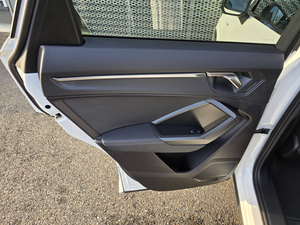 Acheter Audi Q3 Q3 35 TFSI 150 ch S tronic 7 S Edition 5p occasion dans les concessions du Groupe Faurie