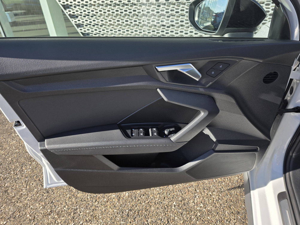 Acheter Audi A3 A3 Sportback 30 TDI 116 S tronic 7 S Line 5p occasion dans les concessions du Groupe Faurie