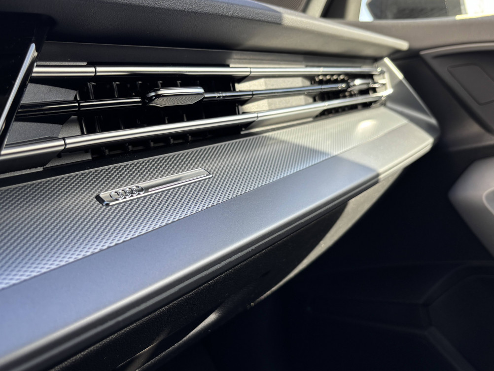 Acheter Audi A3 Sportback A3 Sportback TFSI e Hybride rechargeable 204 S tronic 6 S line 5p neuf dans les concessions du Groupe Faurie