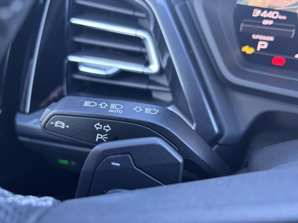 Acheter Audi Q4 Q4 e-tron 45 285 ch 82 kWh S LINE 5p neuf dans les concessions du Groupe Faurie