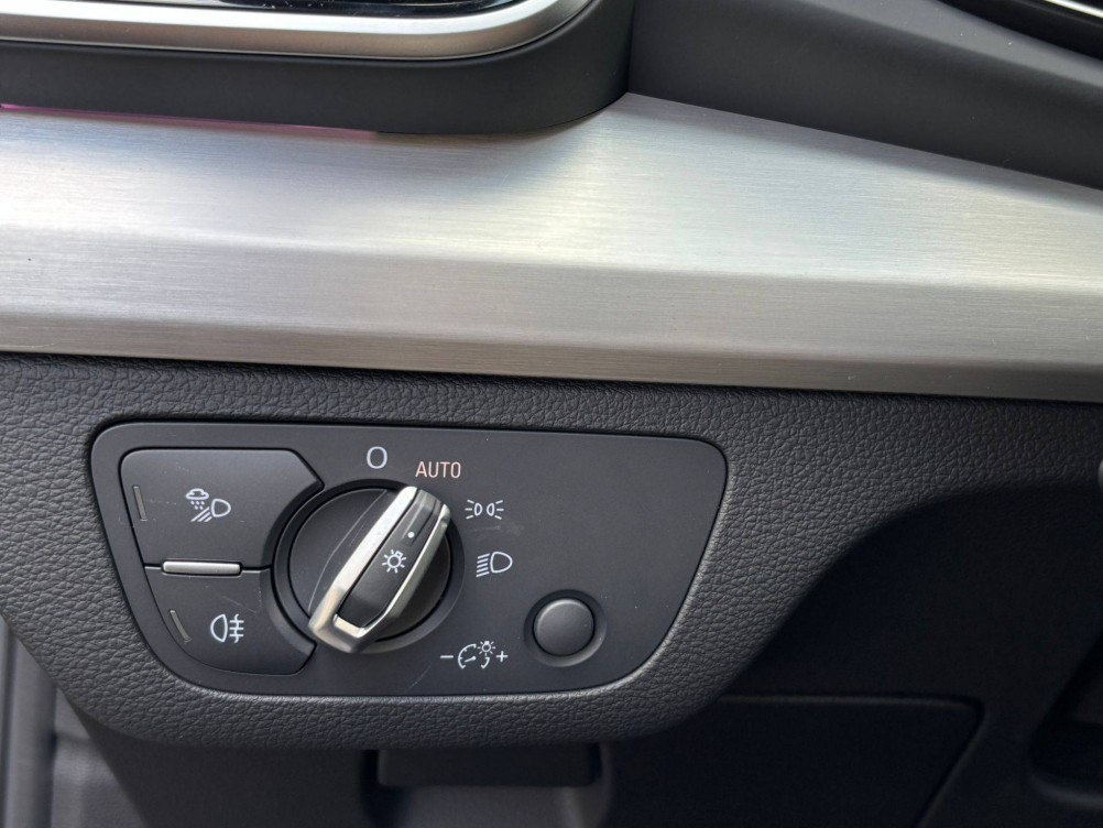 Acheter Audi Q5 Q5 Sportback 50 TFSIe 299 S tronic 7 Quattro Black Edition 5p neuf dans les concessions du Groupe Faurie