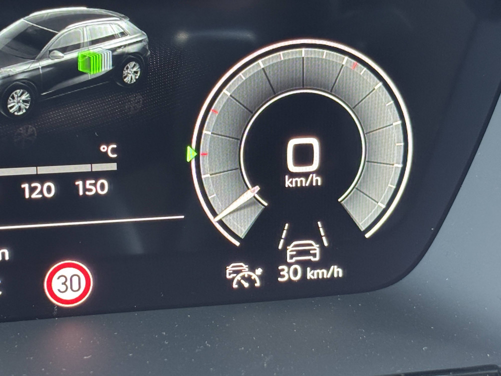 Acheter Audi A3 Sportback A3 Sportback TFSI e Hybride rechargeable 204 S tronic 6 S line 5p neuf dans les concessions du Groupe Faurie