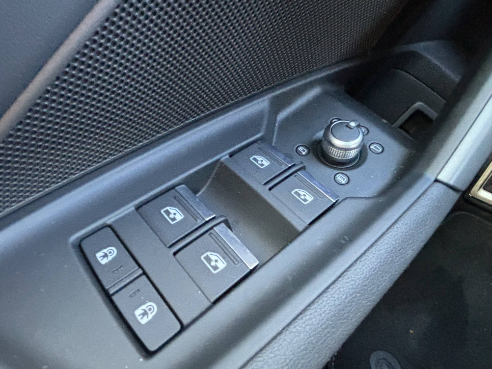 Acheter Audi A3 Sportback A3 Sportback TFSI e Hybride rechargeable 204 S tronic 6 S line 5p neuf dans les concessions du Groupe Faurie