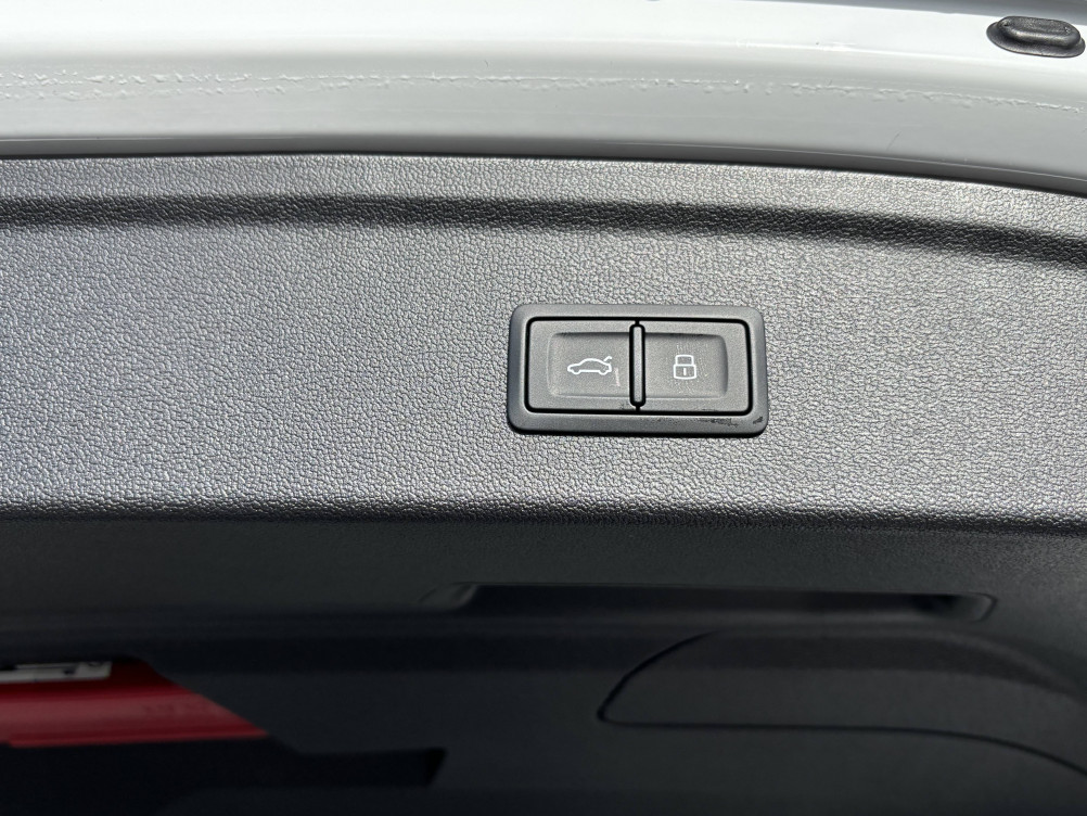 Acheter Audi A3 Sportback A3 Sportback TFSI e Hybride rechargeable 204 S tronic 6 S line 5p neuf dans les concessions du Groupe Faurie