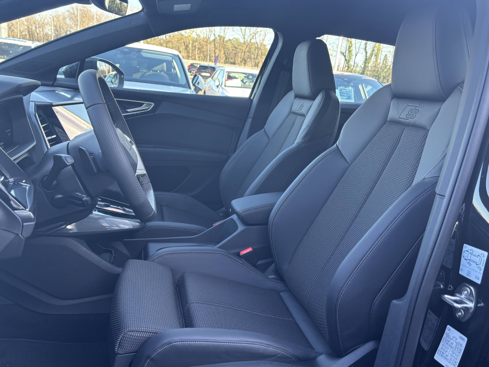 Acheter Audi Q4 Q4 e-tron 45 285 ch 82 kWh S LINE 5p neuf dans les concessions du Groupe Faurie