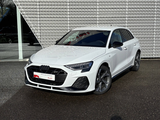 Acheter Audi A3 Sportback A3 Sportback TFSI e Hybride rechargeable 204 S tronic 6 S line 5p neuve* dans les concessions du Groupe Faurie