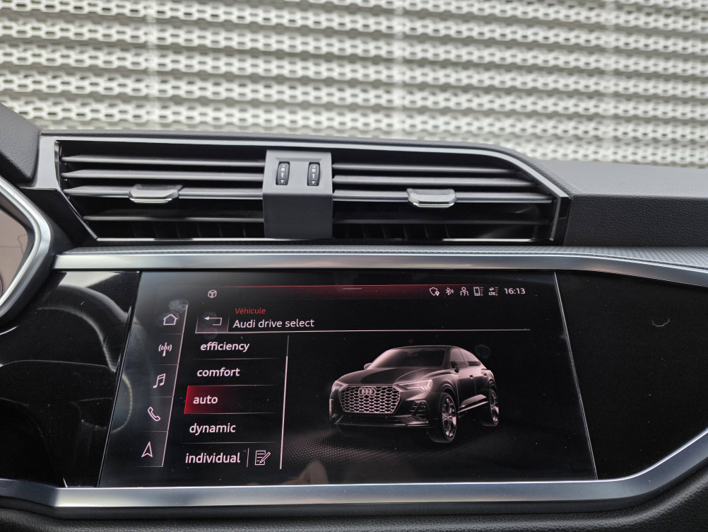 Acheter Audi Q3 Q3 Sportback 35 TDI 150 ch S tronic 7 S Edition 5p occasion dans les concessions du Groupe Faurie