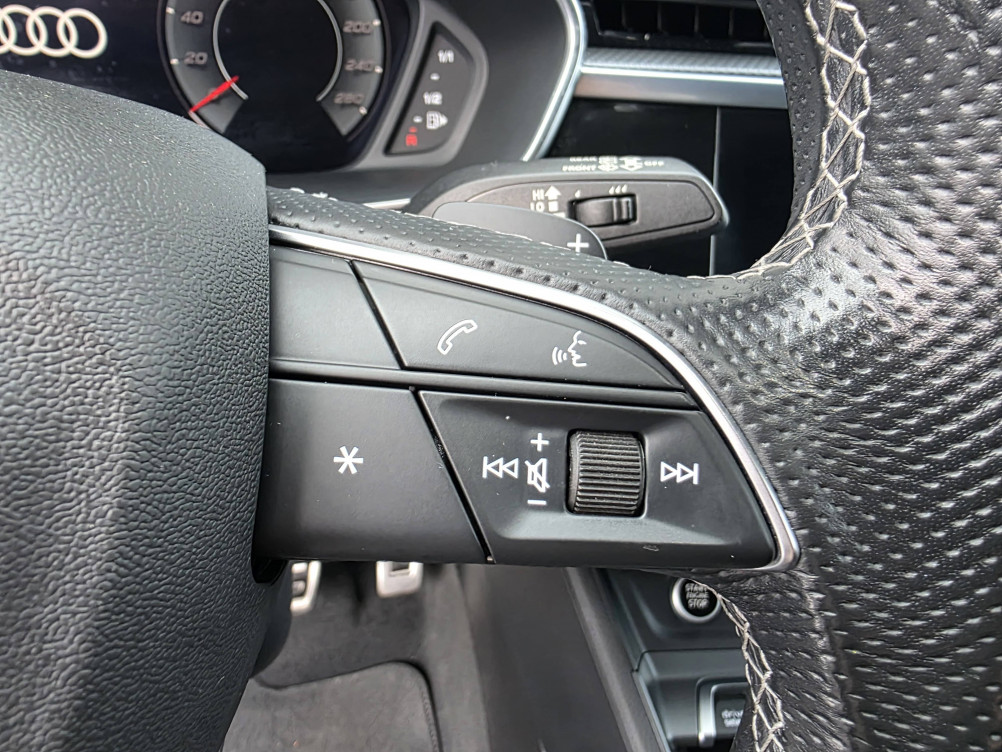 Acheter Audi Q3 Q3 Sportback 35 TDI 150 ch S tronic 7 S Edition 5p occasion dans les concessions du Groupe Faurie