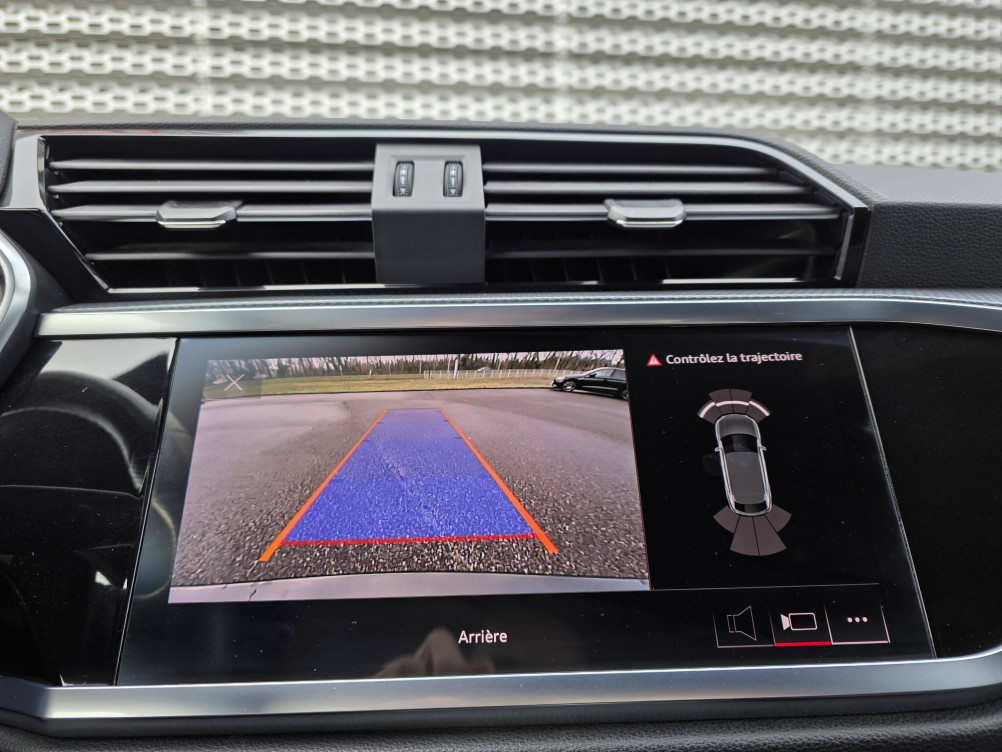 Acheter Audi Q3 Q3 Sportback 35 TDI 150 ch S tronic 7 S Edition 5p occasion dans les concessions du Groupe Faurie