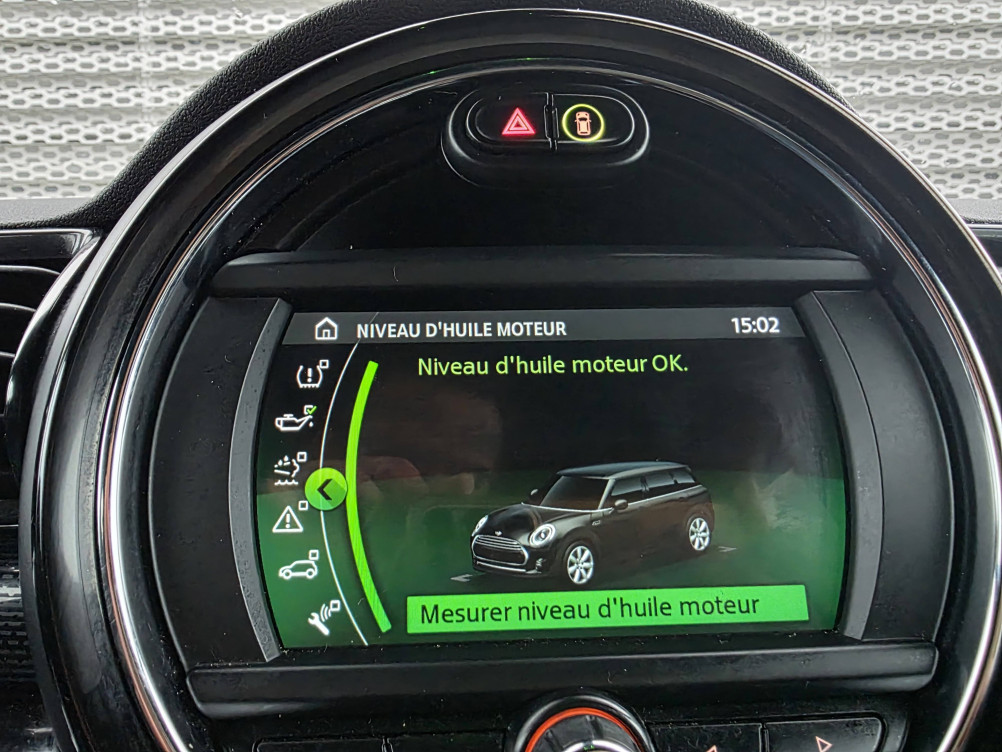 Acheter Mini Mini Clubman F54 Clubman Cooper D 150 ch BVA8 Finition Business Design 6p occasion dans les concessions du Groupe Faurie