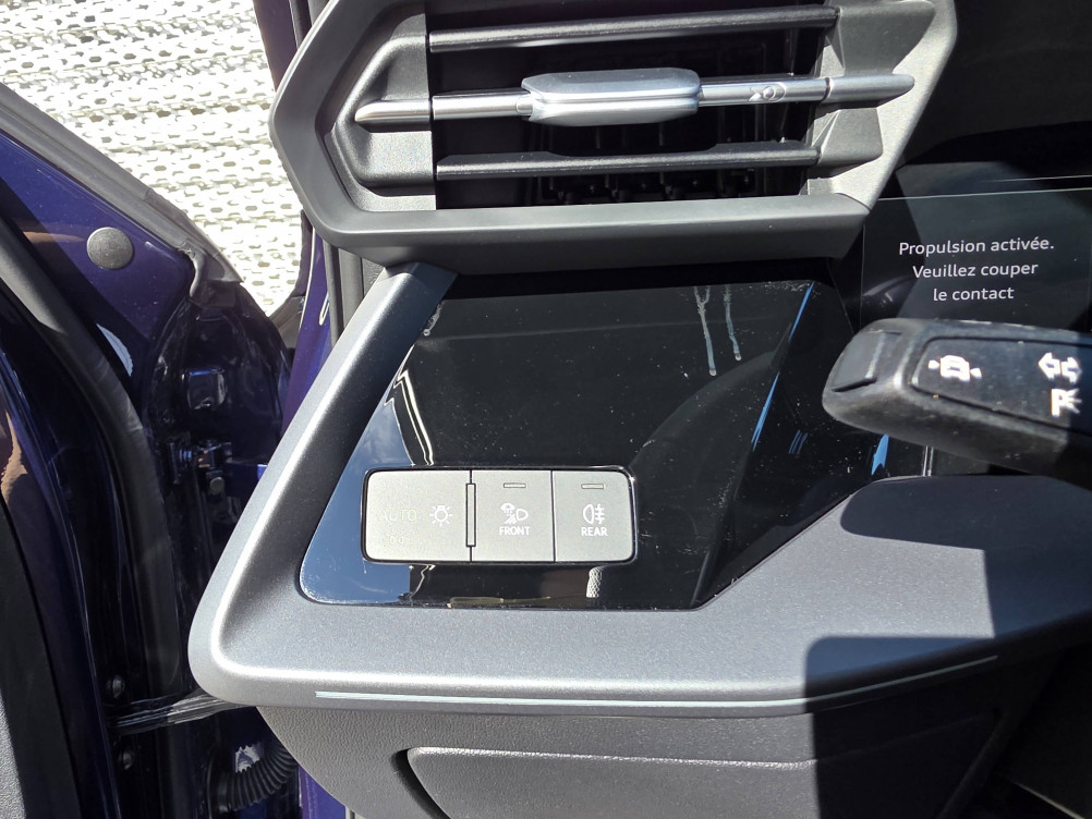 Acheter Audi A3 A3 Sportback TFSI Mild Hybrid 150 S tronic 7 S line 5p occasion dans les concessions du Groupe Faurie