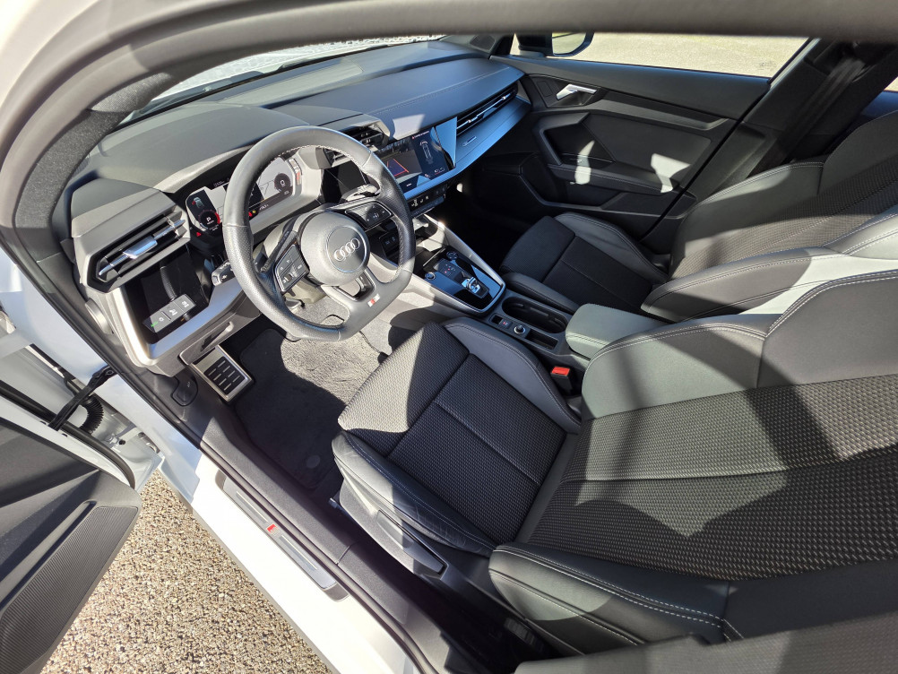 Acheter Audi A3 A3 Sportback 30 TDI 116 S tronic 7 S Line 5p occasion dans les concessions du Groupe Faurie