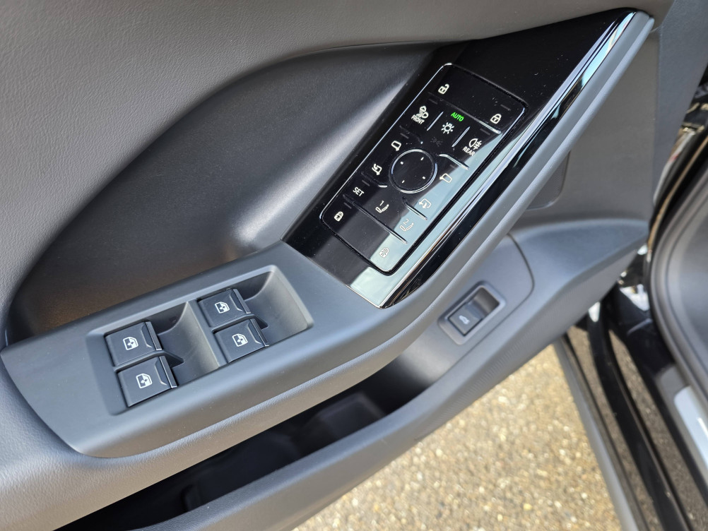 Acheter Audi Q6 E-TRON Q6 e-tron 306 ch 100 kWh performance S line 5p occasion dans les concessions du Groupe Faurie