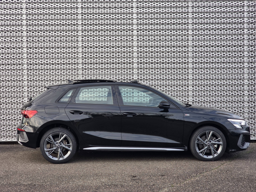 Acheter Audi A3 A3 Sportback 40 TFSIe 204 S tronic 6 S Line 5p occasion dans les concessions du Groupe Faurie