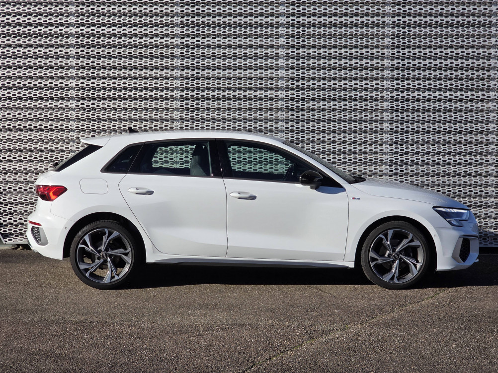 Acheter Audi A3 A3 Sportback 30 TDI 116 S tronic 7 S Line 5p occasion dans les concessions du Groupe Faurie