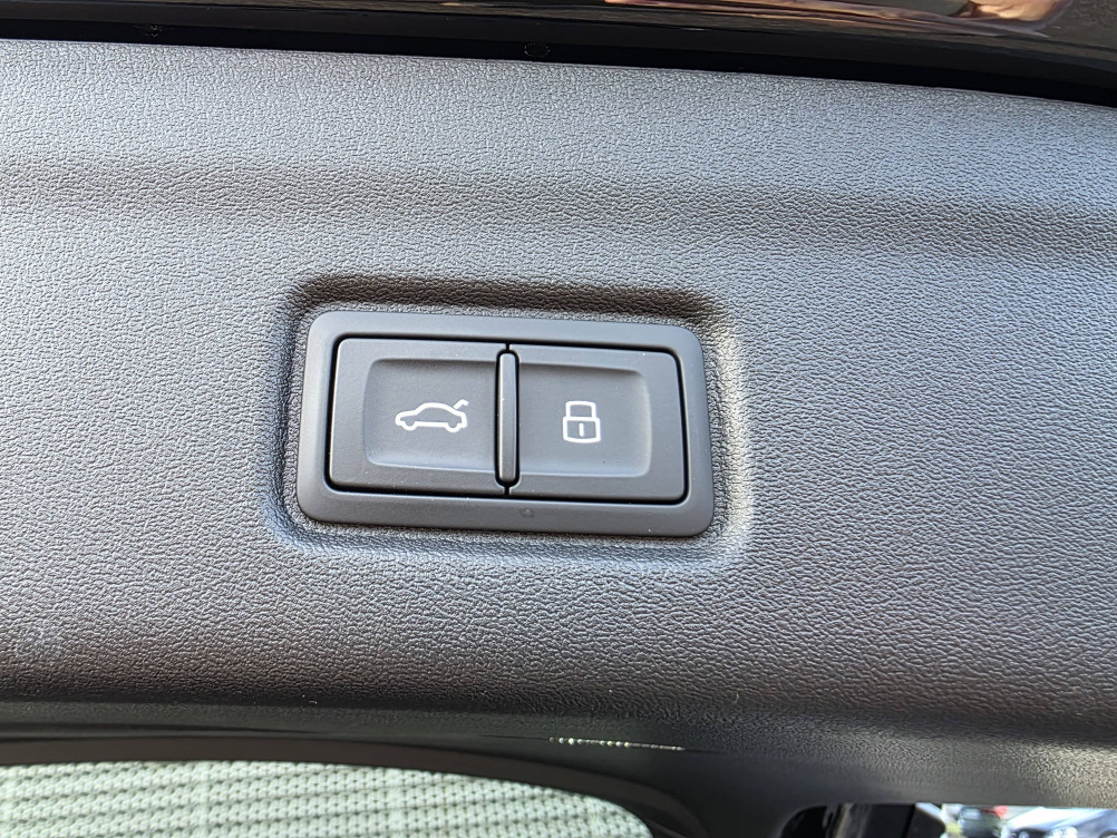 Acheter Audi Q6 E-TRON Q6 e-tron 306 ch 100 kWh performance S line 5p occasion dans les concessions du Groupe Faurie