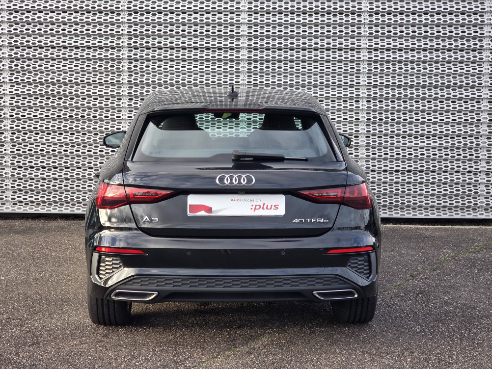 Acheter Audi A3 A3 Sportback 40 TFSIe 204 S tronic 6 S Line 5p occasion dans les concessions du Groupe Faurie