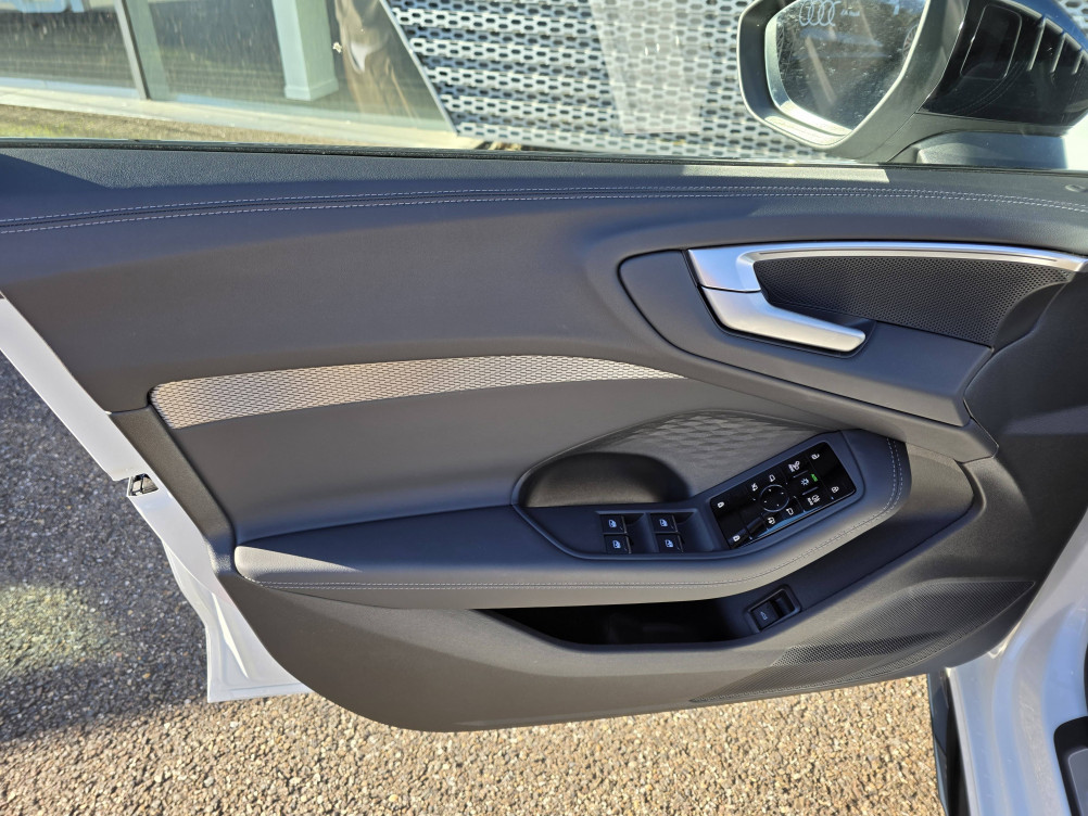 Acheter Audi A5 A5 Avant TDI Hybride 204 ch S tronic 7 S line 5p occasion dans les concessions du Groupe Faurie