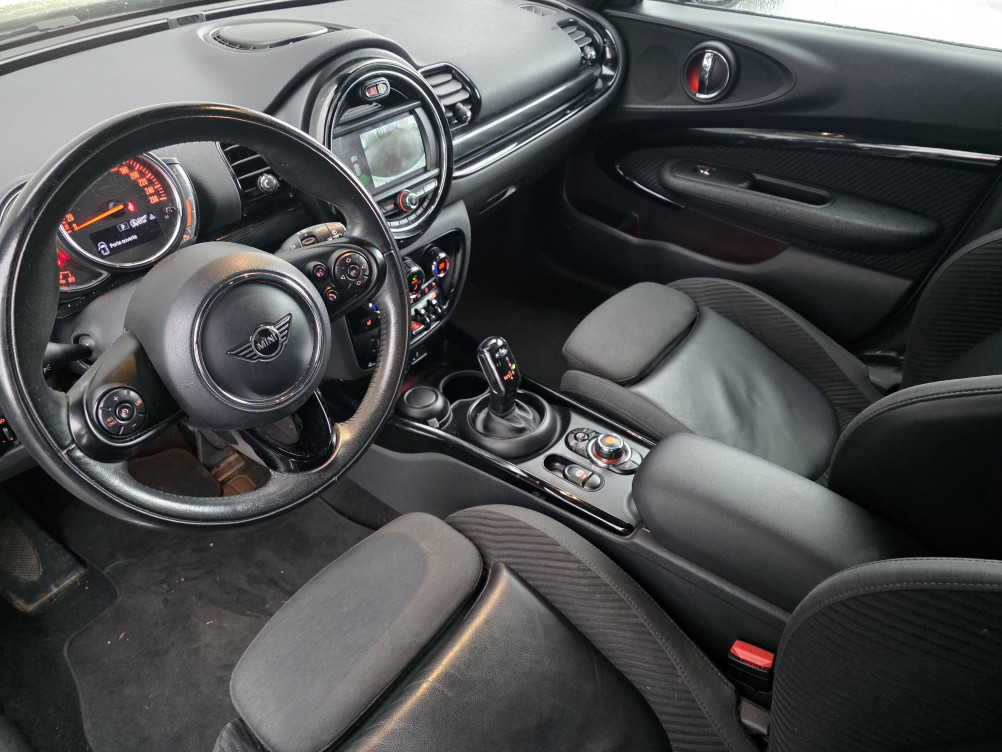 Acheter Mini Mini Clubman F54 Clubman Cooper D 150 ch BVA8 Finition Business Design 6p occasion dans les concessions du Groupe Faurie