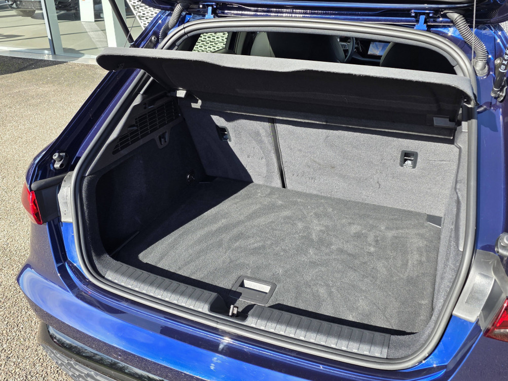 Acheter Audi A3 A3 Sportback TFSI Mild Hybrid 150 S tronic 7 S line 5p occasion dans les concessions du Groupe Faurie